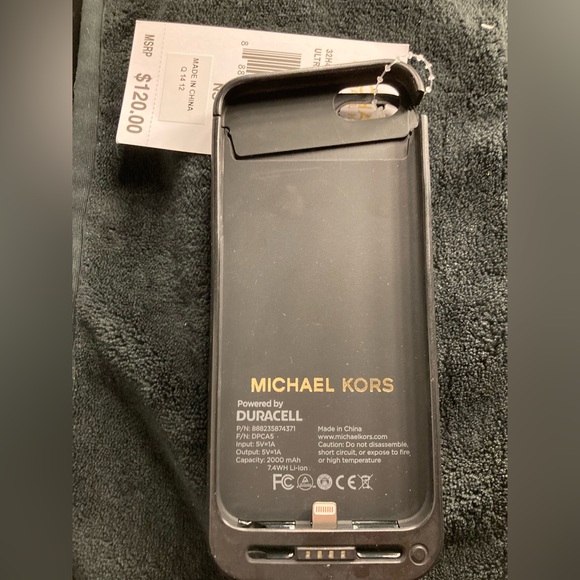 Micheal Kors IPhone 5 5s charging phone case - Picture 2 of 10